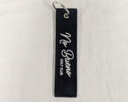 La Vida es Golf Keychain White